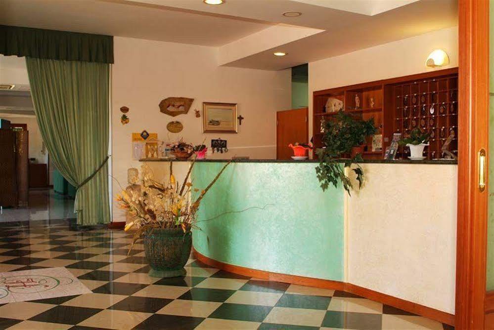 Hotel Residence Adria رودي غارغانيكو المظهر الخارجي الصورة